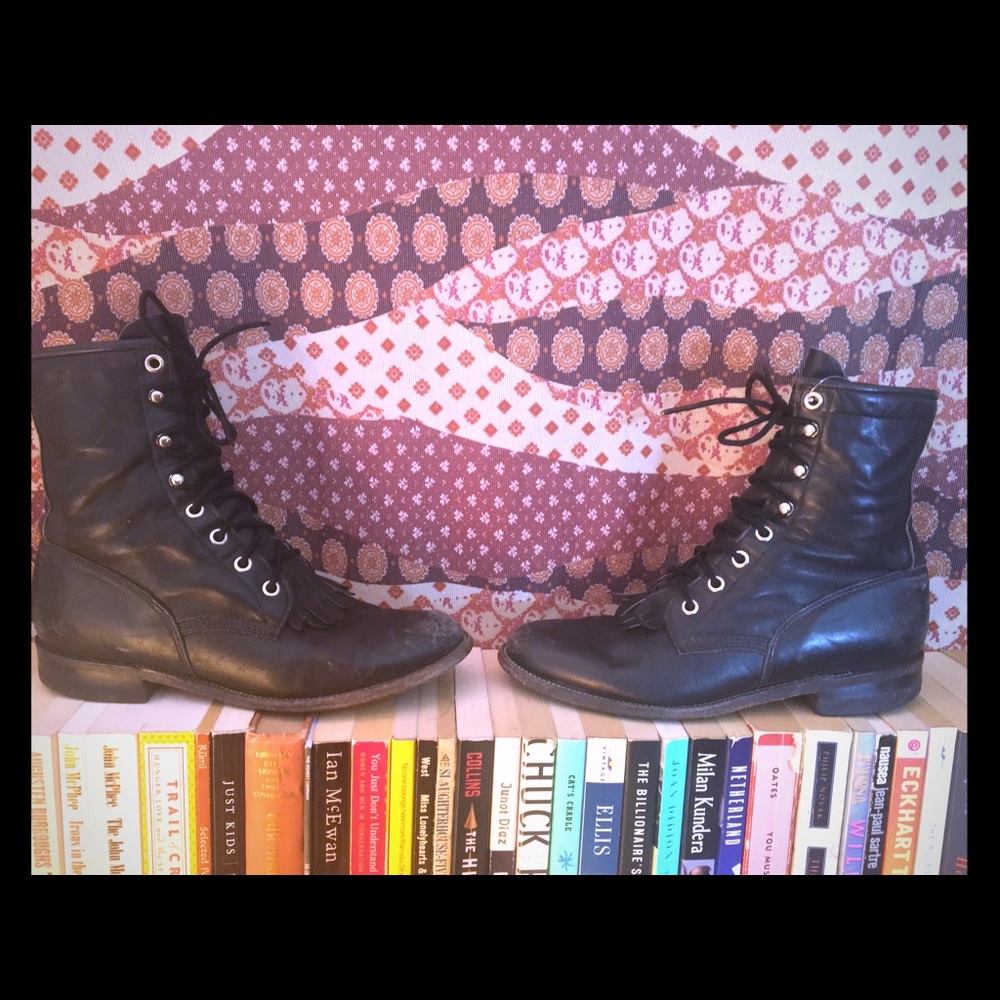 Vintage Justin’s Lacer Boots w/ Fringe Skirt Sz 6B